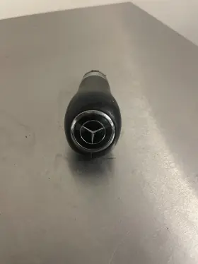204-267-15-10-9e38 Oem Genuine 2008-2014 Mercedes-benz W204 C-class C250 C300 C350 Gear Shift Knob
