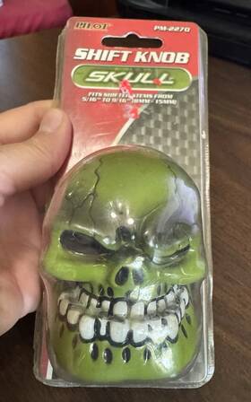 Pilot Pm2270 Skull Manual Transmission Car Pickup Shift Knob Pm-2270 Fits 5/16-9/16 Inch