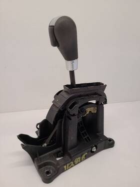 Pontiac 242.gm2408 07-09 Torrent Automatic Floor Shifter Lever Assembly
