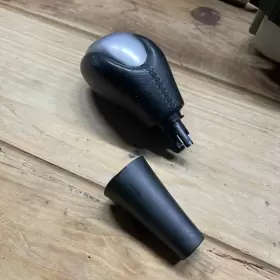 55353138 Saab 12787182 Genuine 9-3 Oem Gear Shift Knob Automatic Low Mile Car 55353138 Saab 12787182 Genuine 9-3 Oem Gear Shift Knob Automatic Low Mile Car