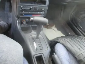 242.gm7w99 Saturn Saturnsdn 1999 Transmission Shift 1611355