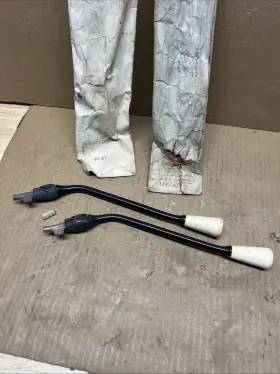 1555283 Studebaker 1962-65 Shift Lever 1 Nos