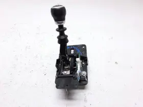 242.su1318 Subaru 2018 Transmission Shift Crosstrek 104923