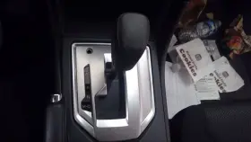 242.su1o19 Subaru Impreza 2019 Transmission Shift 1550153