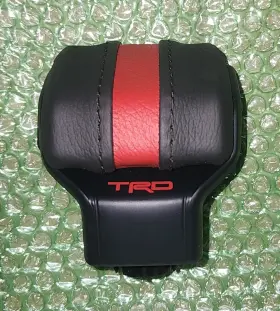 2225tun Toyota 22 - 25 Tundra Trd Pro Shifter Knob Black And Red Oem Brand New