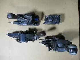 385984915 Toyota 242-10096 2022 Prius Floor Shift Assembly Oem 50k Miles Lkq