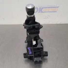 242.to1219 Toyota 19 2019 Chr C-hr Automatic Transmission Shifter