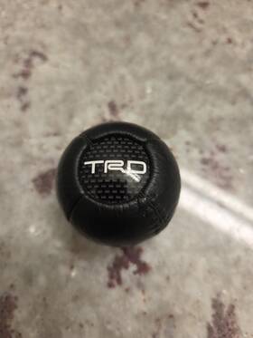 Toyota 33504-sp006 Genuine Oem Trd Shift Knob And Plate Decal Set Leather Carbon 12x1.25