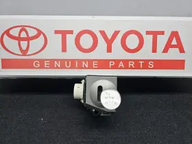 33560-47022 Toyota 2004-2009 Prius Hybrid Gear Shifter Assembly Selector Used Tested Oe