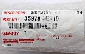 Toyota 35978-0e110 Genuine Oem Shift Indicator New