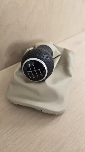 1c0711113adthl Volkswagen New Genuine Oem Vw 1998 - 2010 Beetle Leather Beige 5 Speed Shift Knob