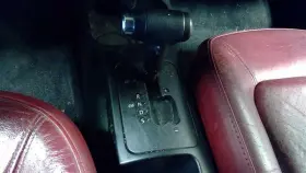 242.vw1b09 Volkswagen 09 New Beetle Convertible At Transmission Shifter With Knob 104657