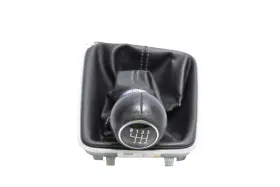 5g1711113e Volkswagen 15-19 Golf R Manual Shifter Knob And Boot Black Leather 5g1711113 Note