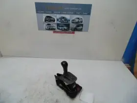 242.vo1k02 Volvo 2002 Transmission Shift V40 Aa 22213
