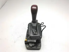 9480620 Volvo 2005 S80 Automatic Transmission Gear Shifter Assembly Oem