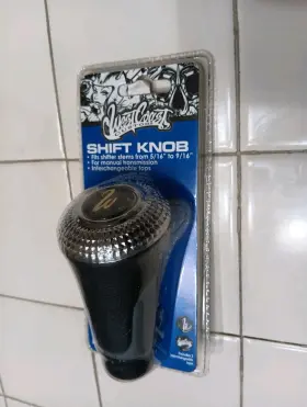 Wcc-1102e West Coast Customs Shift Knob - Fits 5/16 Inch To 9/16 For Manual Transmission Wcc-1102e West Coast Customs Shift Knob - Fits 5/16 Inch To 9/16 For Manual Transmission