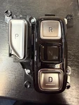 22, 23, 24 Hyundai Tucson Oem Transmission Shifter Us Built Id 120038153 New. Price: $150.00.
