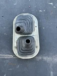 89-00 Toyota Pickup Tacoma 4RUNNER 4WD Manual 2 Layer Rubber Shifter Boot Used. Price: $100.00.