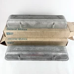 Nos Gm Corvette Finned Aluminum Valve Covers 3726086 Sbc Staggered Pattern New. Price: $299.99.