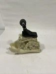 2013-2014 Kia Sorento Automatic Transmission Floor Gear Shifter Tested Oem Used. Price: $68.34.