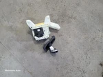 Shifter Elantra 2025 Transmission 2124542 Used. Price: $123.40.