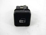 8360828 Bmw Series 740I 4.3 210K Door Opening Switch Control Usato. Price: $21.48.