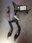 Toyota JZX100 Oem Clutch/ Brake Pedal Set New Chaser, Cresta, Mark Ii Rhd. Price: $226.57.