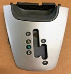 2006 Hyundai Tucson Shifter Bezel Trim Indicator 2005-2009 Used. Price: $58.50.