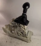 2014 Kia Sorento Automatic Transmission Shifter Gear Assembly W Boot & Knob Used. Price: $88.44.